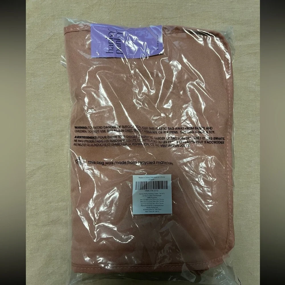 Hanky-panky packing cubes